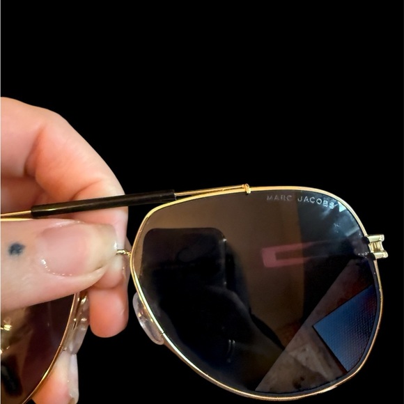 Marc Jacobs Gold Frame Sunglasses - Picture 1 of 3